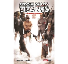 Ataque de los Titanes Deluxe Edition #15