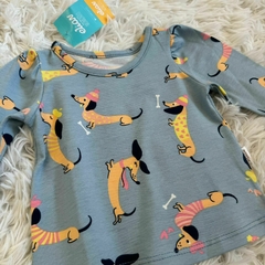 Blusa manga longa com estampa cachorrinhos