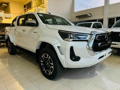 (0KM) TOYOTA HILUX 4x4 c/d srx 2.8 a/t my25 2025