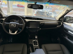 (0KM) TOYOTA HILUX 4X4 c/d srv+ 2.8 a/t my25 app 2025 en internet