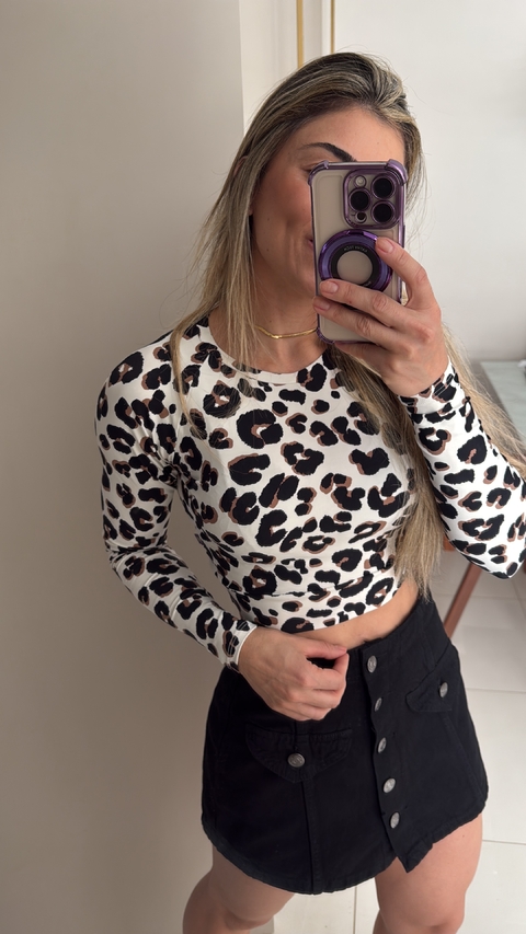 Cropped Betina Onça - Off White - comprar online