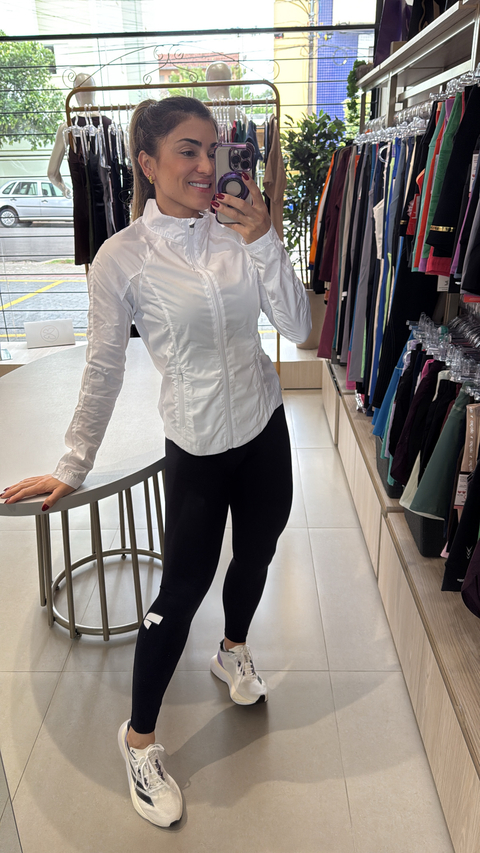 Jaqueta Tech Fit - Off White - comprar online