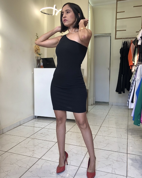Vestido Curto Preto Nula Manga Cavado - comprar online
