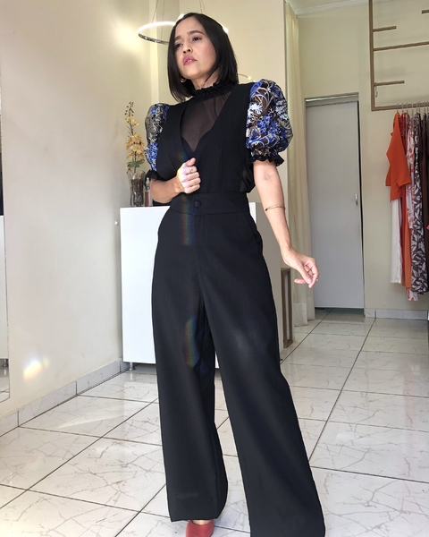 Blusa Luxo Manga Curta Bordada - comprar online