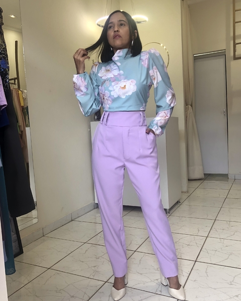 Conjunto Romantico com calça Alfaiataria