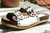 Sandalia Birk Tachuela Blanca
