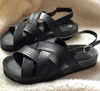 Sandalias Entrelazadas