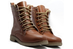 Borcego Clasico Marron Con Base Amarilla