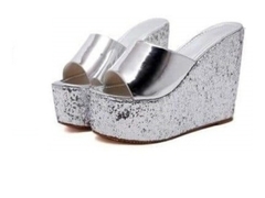 Sandalias plataforma forradas plata