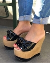 Sandalias moño negro con plataformas