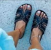 Sandalias araña con tachas