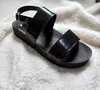 Sandalias paralelas negro