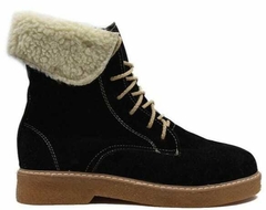 Botas de gamuza con corderito negro - comprar online