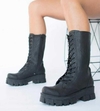 Borcego acordonado base tractor modelo unisex
