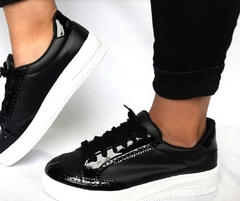 Zapatilla urbanas semil y charol