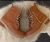 Borcego clasico marron