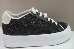 Zapatilla urbanas de glitters negro