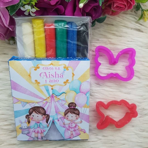Massinha de modelar personalizada com cortador - 6 Cores