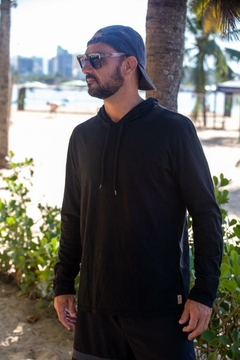 Blusa de frio MDI preta com capuz