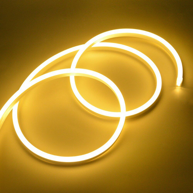Mangueira Led Neon Amarelo 12v 5 metros na internet