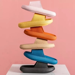 Chinelo Nuvem na internet