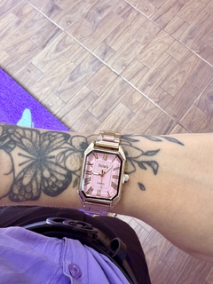 Relógio Premium Dourado
