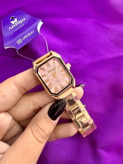 Relógio Premium Dourado na internet