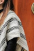 Ruana Dalia - Lana de oveja y llama - comprar online