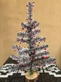 Arbol De Mesa Nevado Pelotitas Navidad en internet