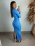 Vestido Manga Longa Fenda Traseira e Acessório Sensual - comprar online