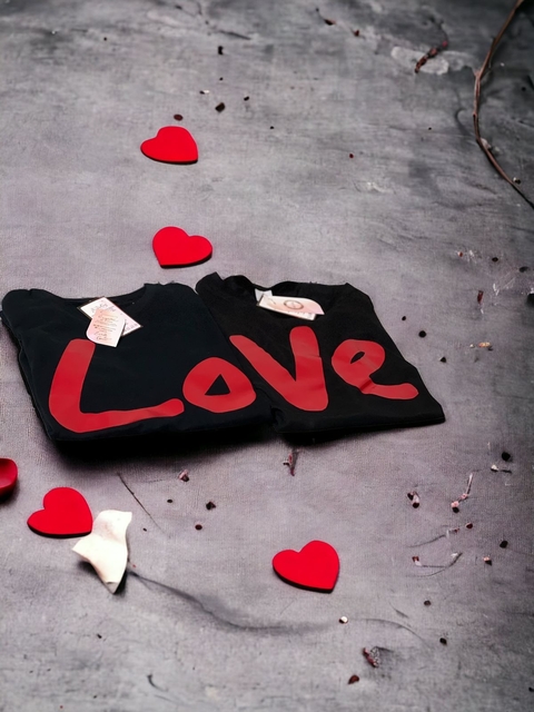 Kit Camiseta Preta LOVE