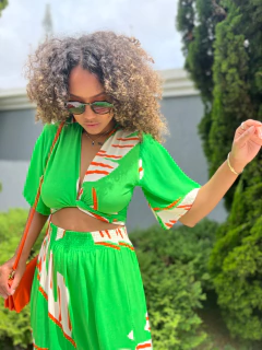 Blusa Roberta na internet