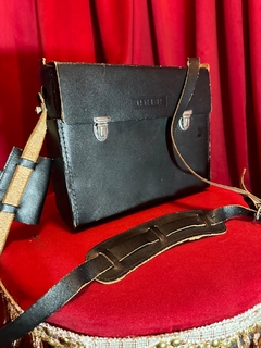 MALETÍN MERLI - theholdingcompany