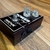 Pedal Guitarr Power Stomp Frontman Booster/Eq - Bass Center e Instrumentos Musicais LTDA