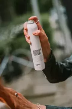 AIRY TEXTURE SPRAY- 300ml en internet