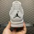 Imagem do Jordan - 4 Retro Pure Money