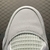 Jordan - 4 Retro Metallic Purple na internet