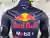Polo Red Bull na internet