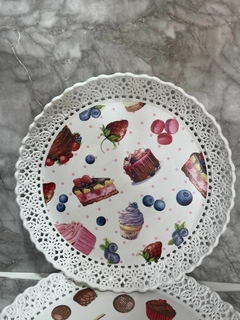 Bandeja plastica 26cm, para torta o cupcake. - comprar online