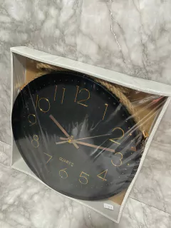Reloj de Pared con soga en internet