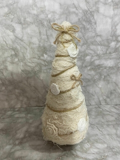 Árboles Navideños Artesanales de Estopa - 25 cm. COD: 4513. en internet