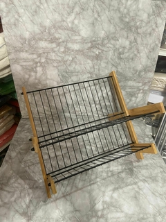 Secaplatos organizador de dos niveles en madera y metal. COD: 1549.