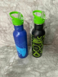 Botellas de Agua Infantiles de Acero con Dibujos - Negro o Azul. COD: 2941. - comprar online