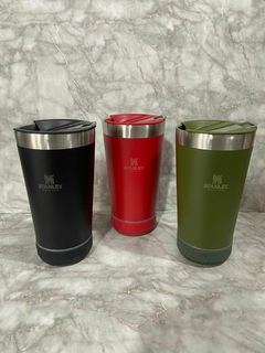 ✨ Vaso Térmico con Parlante Integrado Stanley – Innovación y Estilo ✨. COD: 2620.