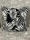 Almohadones Rosa China 50x50 cm - Elegancia en Blanco y Negro. COD: 3042.