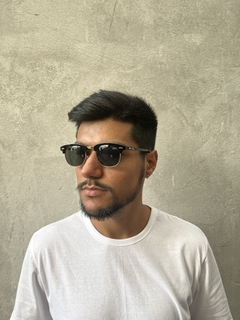Óculos de sol Itália preto com dourado - comprar online