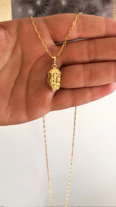 Kit Corrente Cadeado Fecho Trava Dupla - 2mm + Pingente Face Pequena de Cristo - Banhados a Ouro 18K - comprar online
