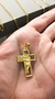 Kit Corrente Cadeado Fecho Gaveta Trava Dupla - 4mm - 70cm + Pingente Cruz Vazada com Jesus - Banhados a Ouro 18K