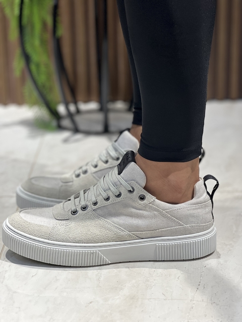 SAPATO BRANCO - JOHN JOHN