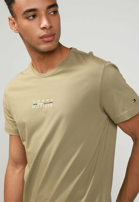 CAMISETA T-SHIRT SQUARELOGOTTE BEGE MEDIO TOMMY HILFIGER MASCULINA
